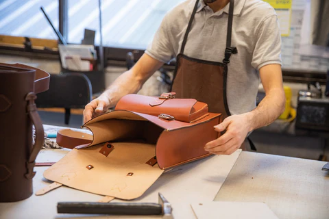 Parenthèse conventionnelle – du nouveau dans la CCN de la maroquinerie en frais de santé et prévoyance (IDCC 2528)